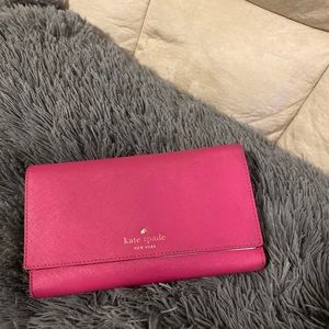 KATE SPADE CLUTCH WALLET